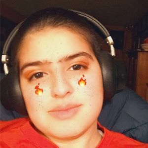 Meet your Posher, Nina